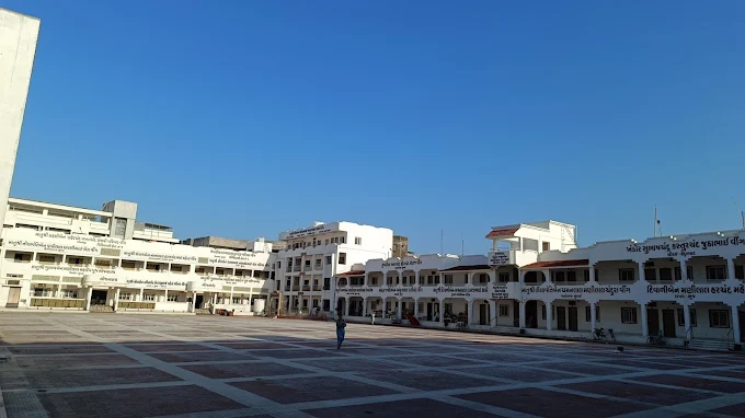 Exterior 4